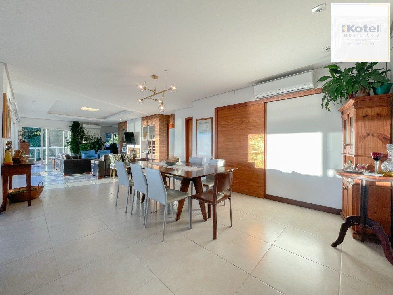 Casa com 4 quartos e 339m² à venda em Santa Tereza, Porto Alegre. — foto 5