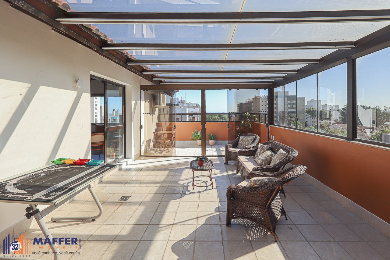 Cobertura, 3 quartos, 196 m² - Foto 2