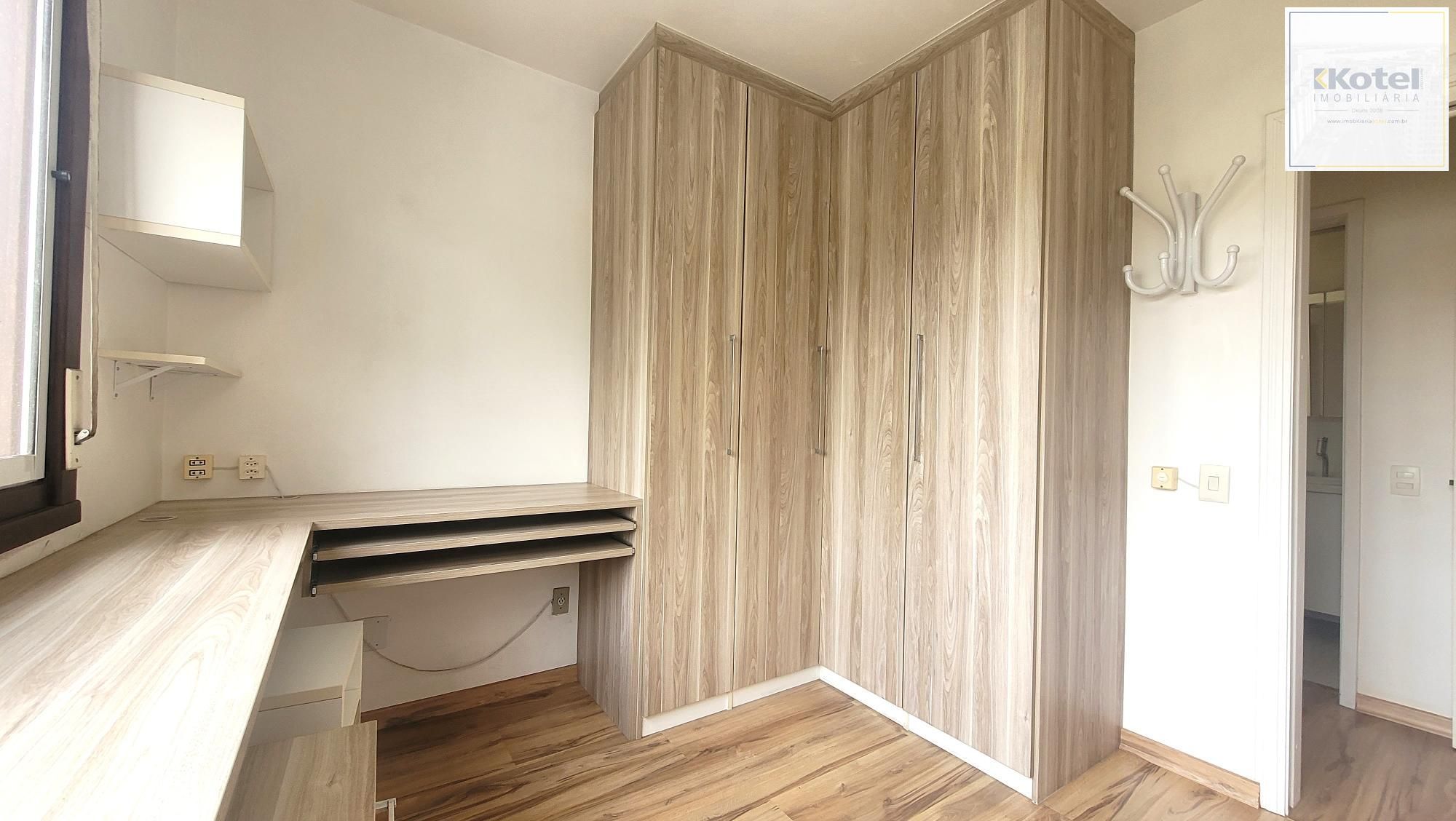 Excelente cobertura com 154m² de área privativa, 2 dormitórios e 1 vaga de garagem, localizada no bairro Menino Deus. — foto 4