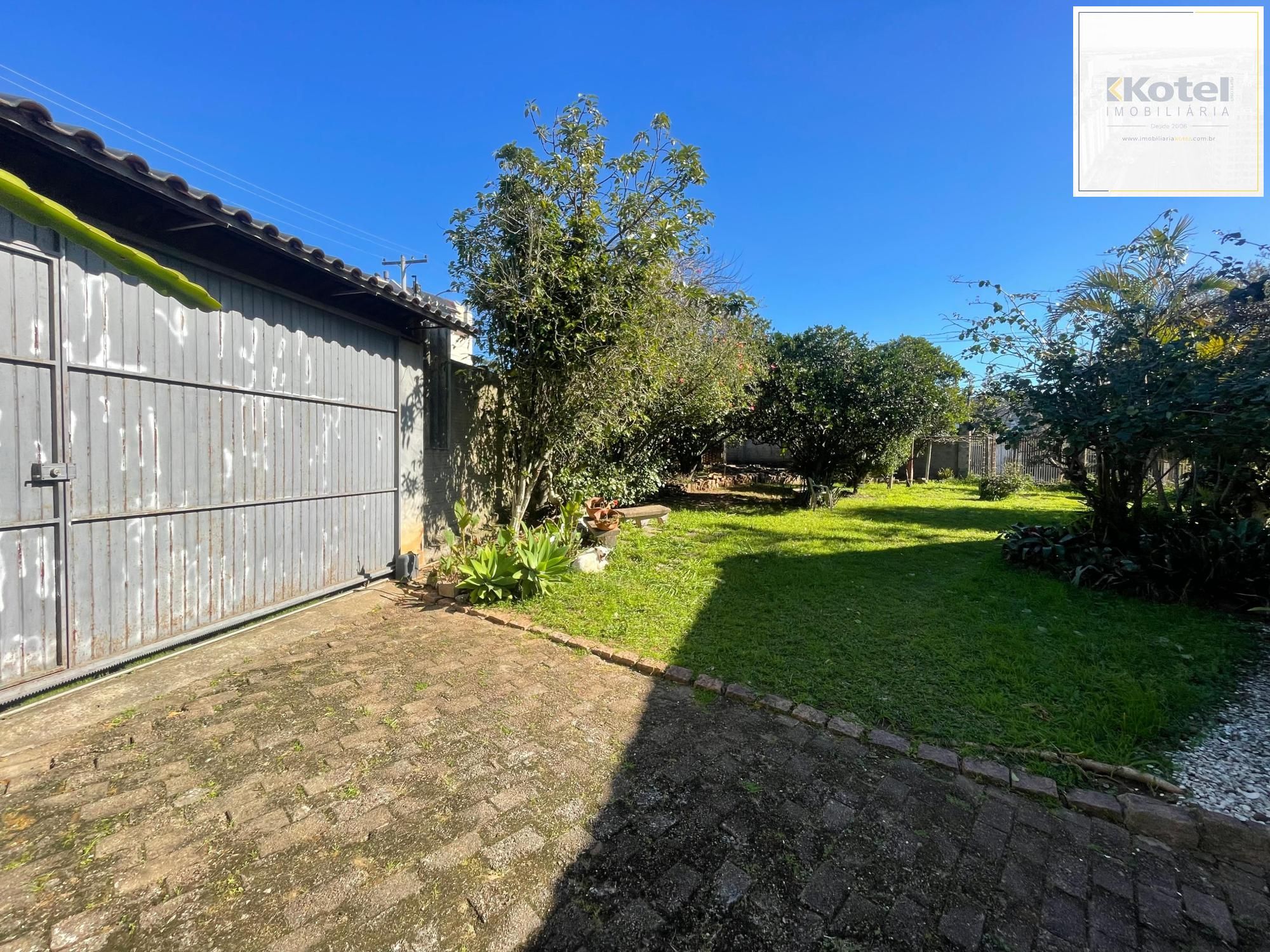Terreno de esquina, com 429m², está situado no coração do bairro Medianeira — foto 4