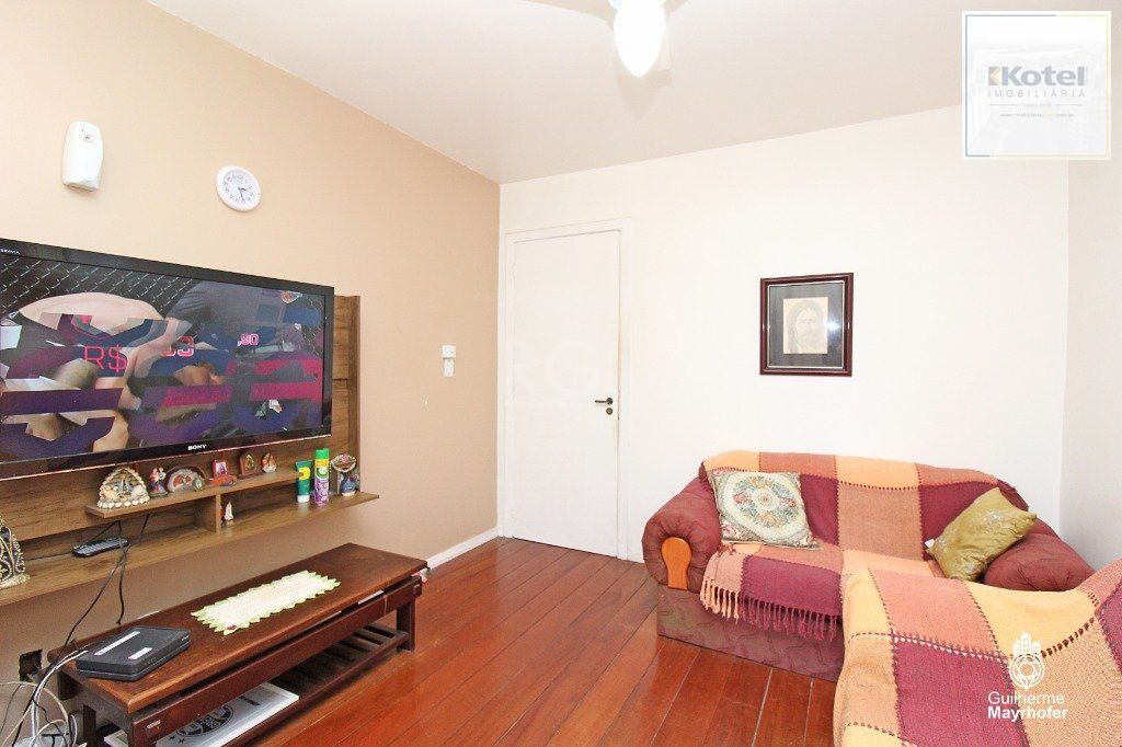 Casa para Venda - 202m², 4 dormitórios, sendo 1 suites, 3 vagas - Petrópolis — foto 4