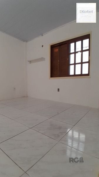 Casa em Porto Alegre, no bairro Restinga, com 2 dormitório(s), e 2 banheiros, à venda. — foto 3