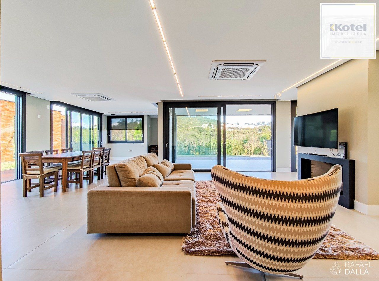 Casa Condominio para Venda - 477m², 4 dormitórios, sendo 4 suites, 4 vagas - Alphaville — foto 2