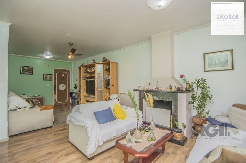 Apartamento 133m² - 3 dormitórios, 1 vaga no bairro Petrópolis
