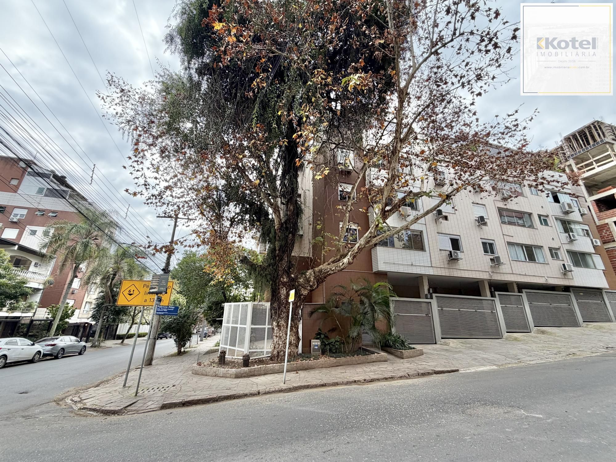 Excelente apartamento para comprar com 2 dormitórios no Bairro Mont' Serrat