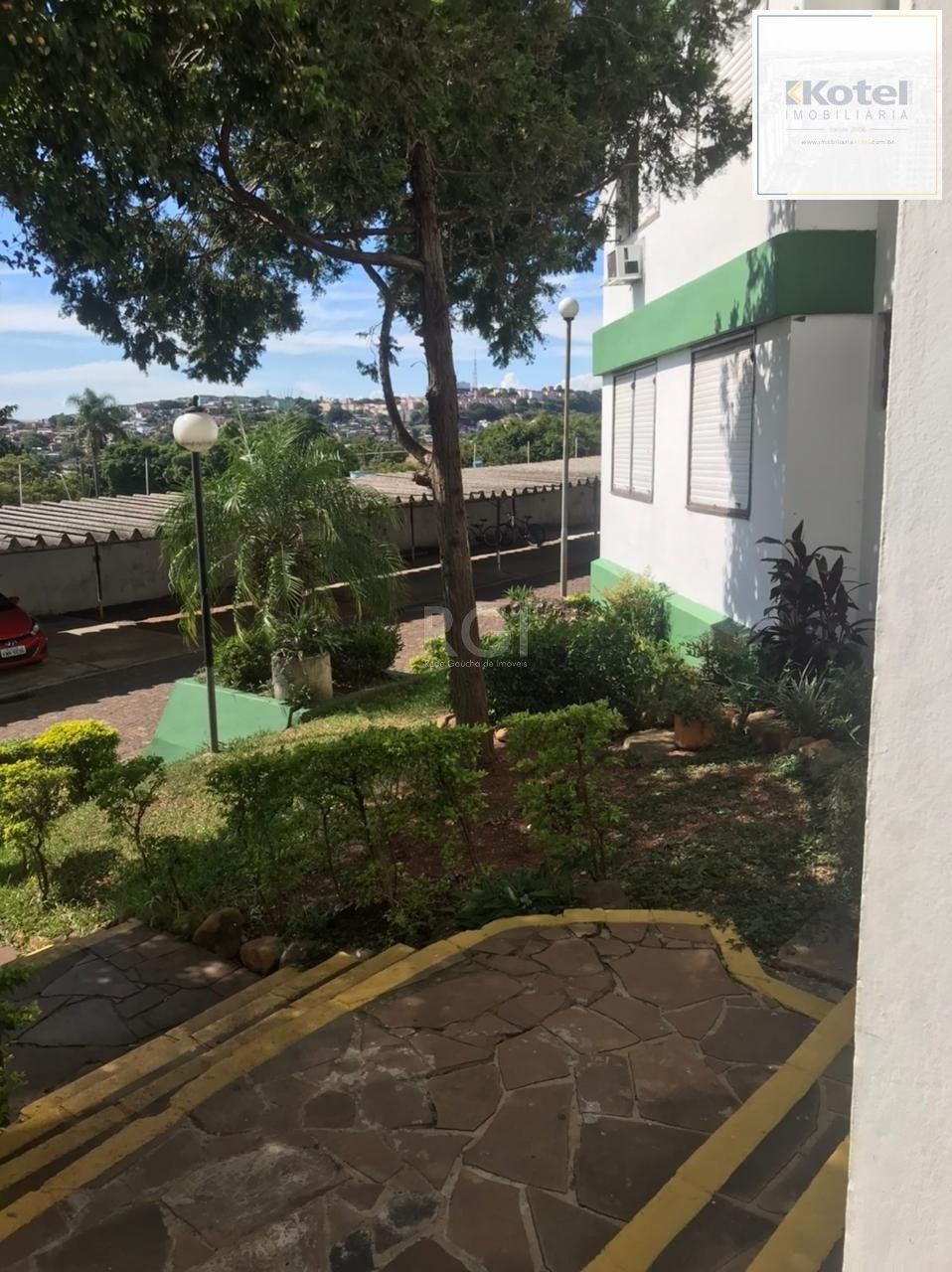 Apartamento com 03 Quartos e 01 Vaga de Locação no Bairro Nonoai, Porto Alegre