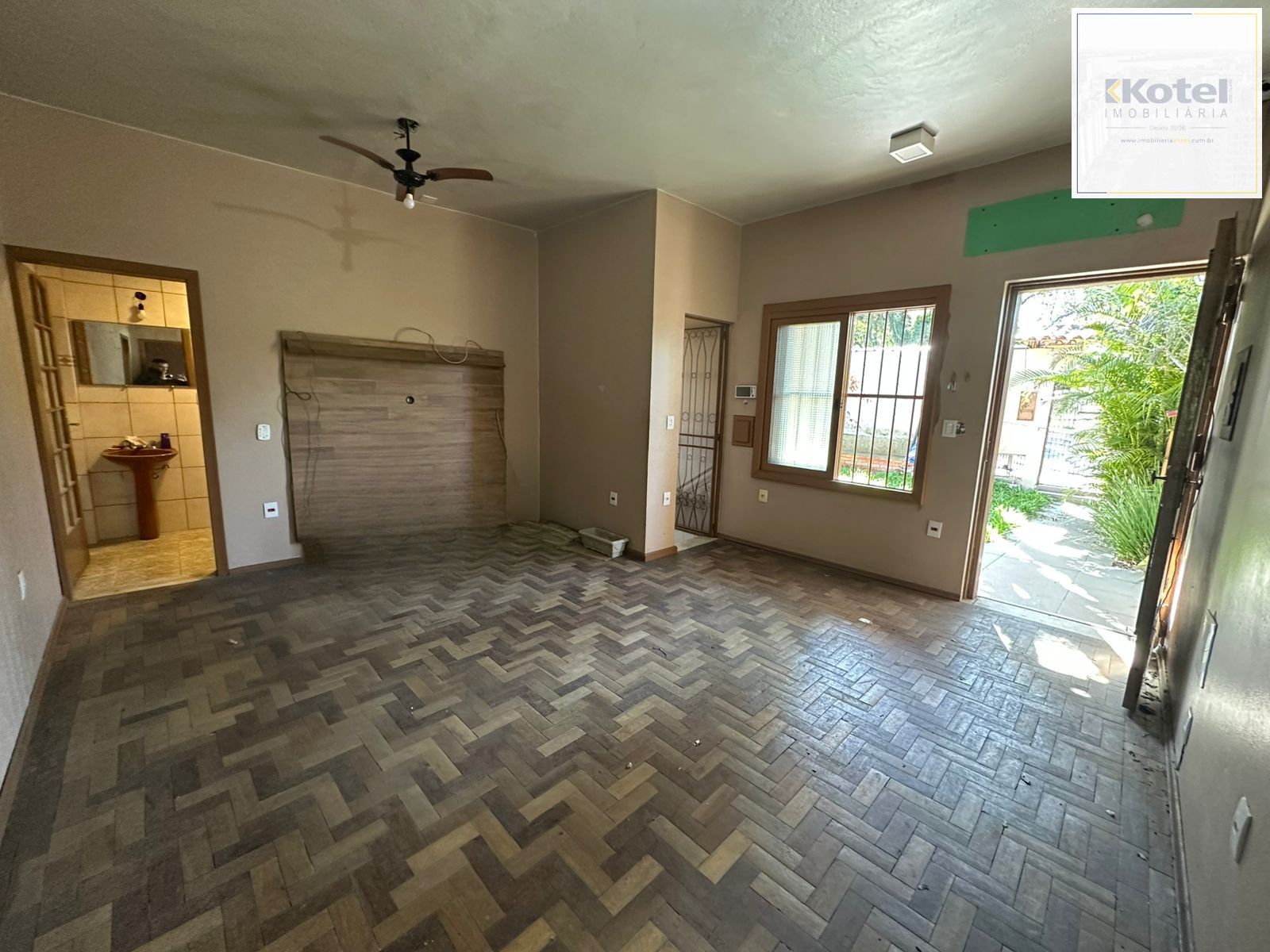 Casa à Venda no Bairro Cascata – 3 Dormitórios, Suíte, Piscina e Área de Lazer — foto 4