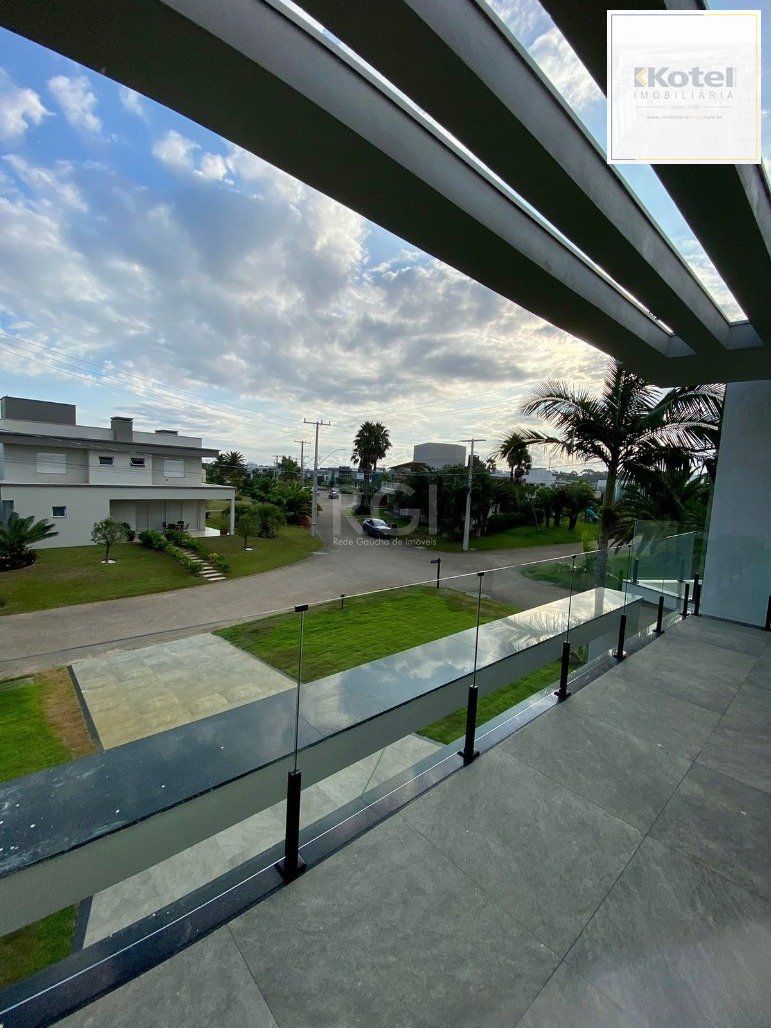 Mansão no Ocean Side para Comprar com  562,80m²