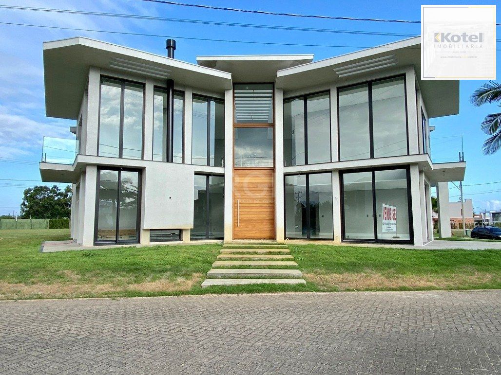 Mansão no Ocean Side para Comprar com  562,80m²