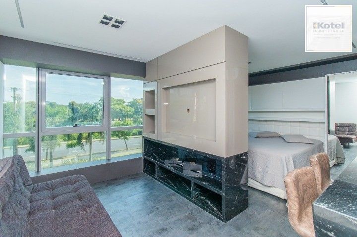 LOFT MOBILIADO PARA VENDA NO BAIRRO PRAIA DE BELAS - 41M² DE ÁREA PRIVATIVA - 01 VAGA DE ESTACIONAMENTO