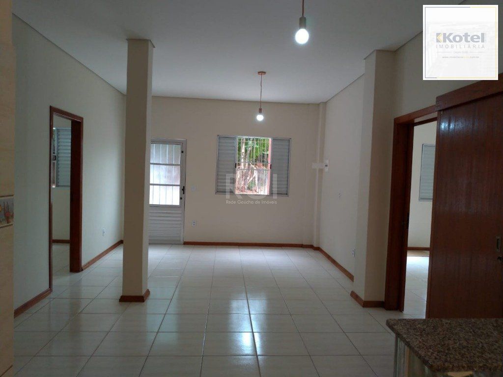 Apartamento de 4 dormitórios, sendo 2 suites, no bairro Petrópolis DESOCUPADO