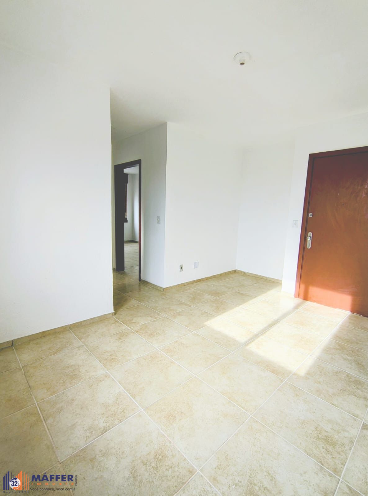 Apartamento com 66 m2 localizado na Rua Abaeté no Bairro Sarandi