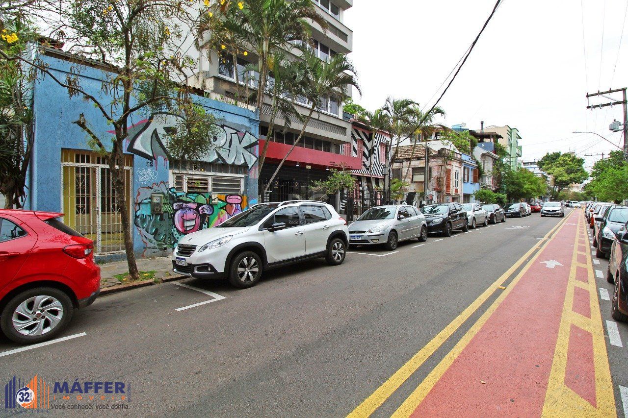 Casa para Venda - 85m², 2 dormitórios, 1 vaga - Cidade Baixa
