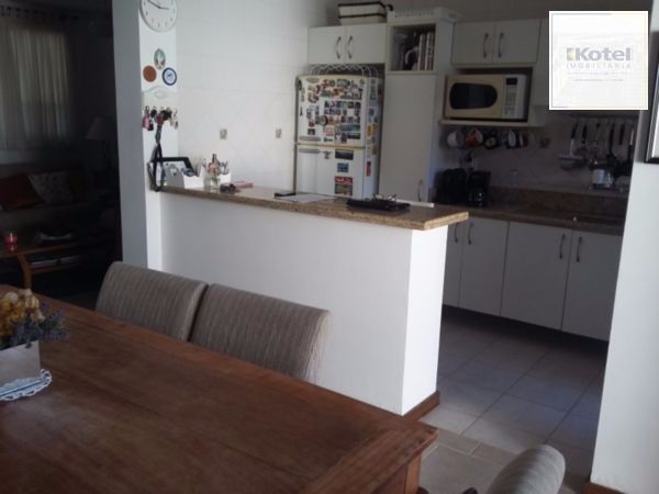 Sobrado em Ipanema, zona sul de Porto Alegre,  com 175m² - 3 dormitorios, sotão, piscina. — foto 5