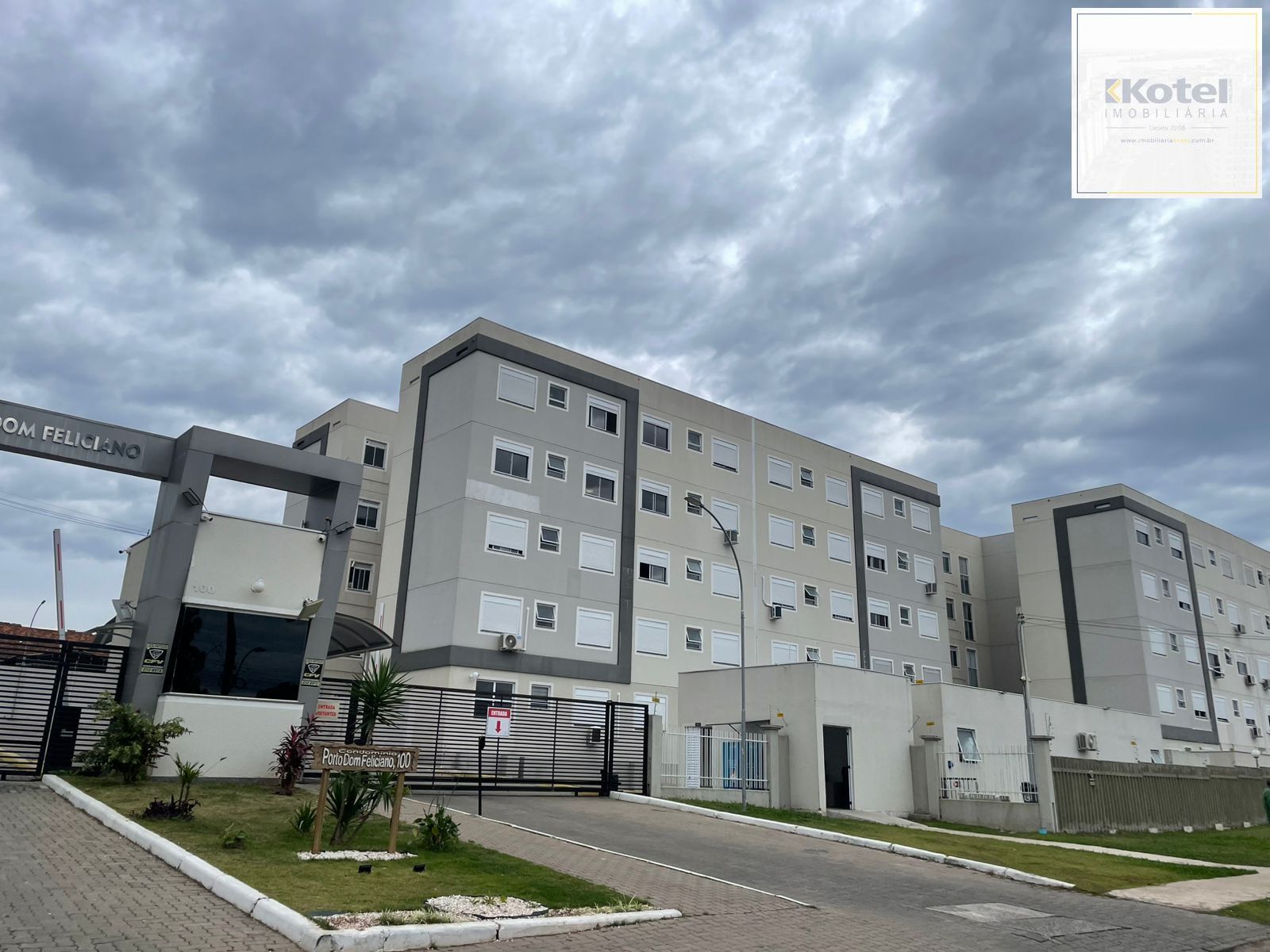 Apartamento Garden 1 dormitório 1 vaga e Piscina na Av. Protásio Alves
