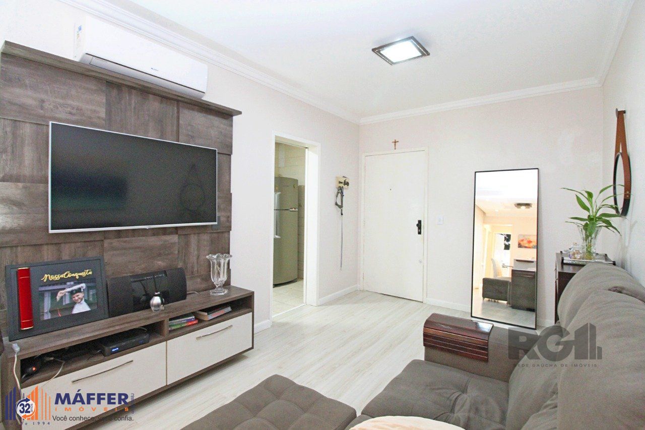 Apartamento de dois dormitórios e dois banheiros no bairro Bom Fim / Rio Branco em Porto Alegre!