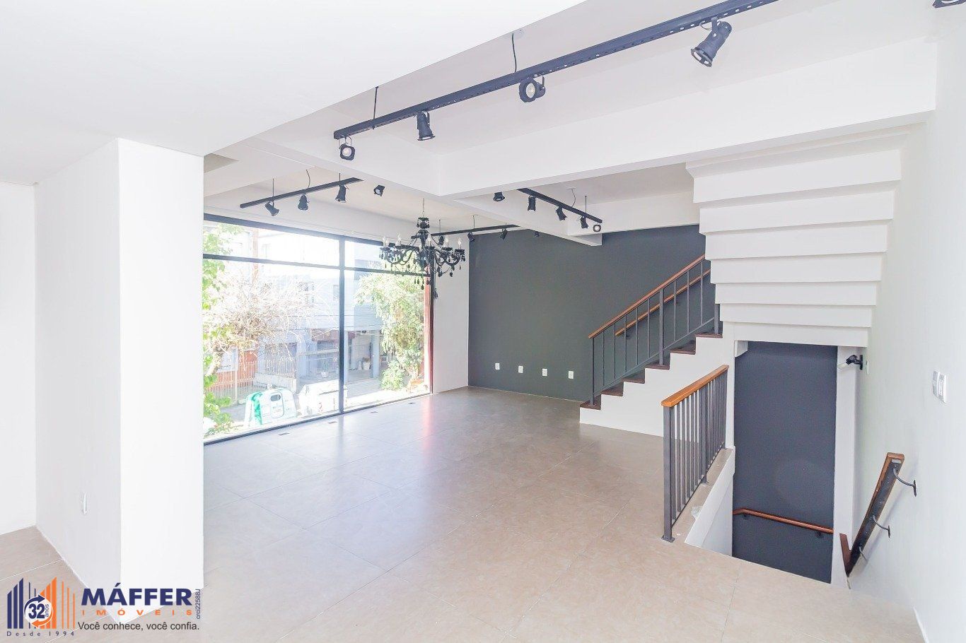 Prédio Comercial, 3 salas, à venda, 200 m², Menino Deus - Porto Alegre — foto 4