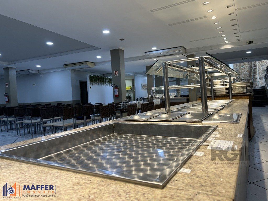 Loja, 3 salas, à venda, 450 m², Floresta - Porto Alegre — foto 5