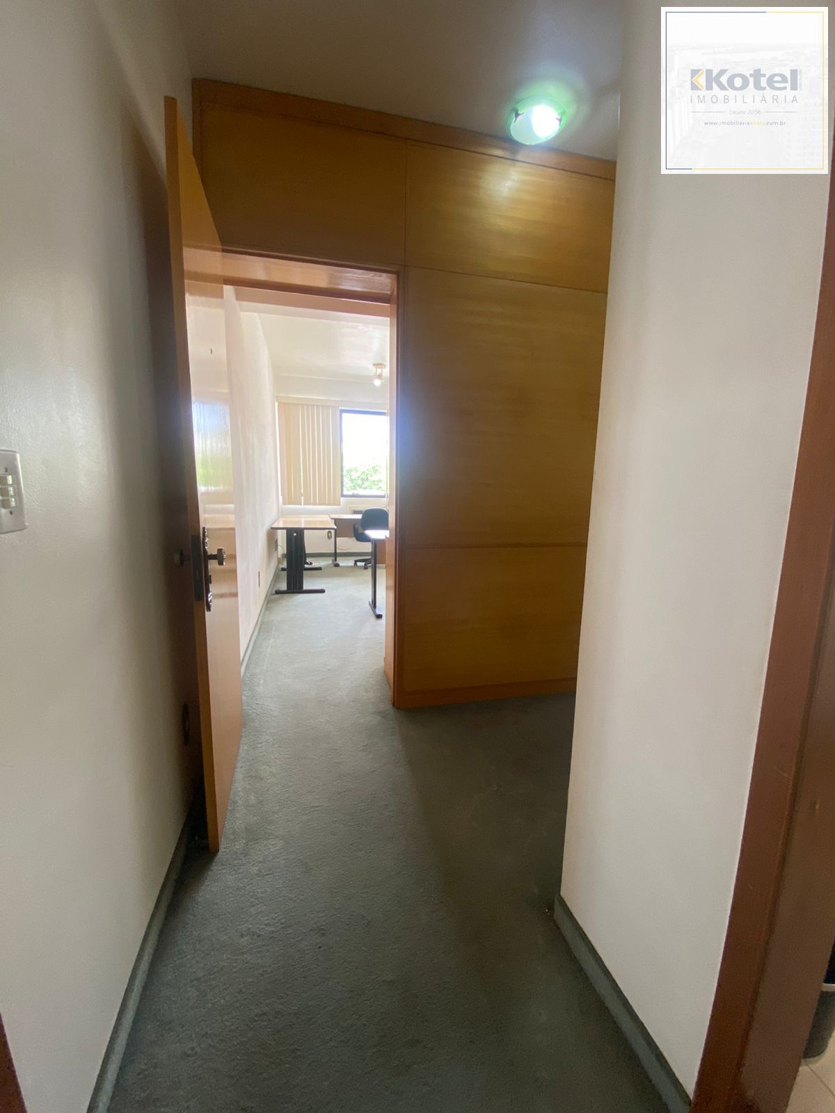 Sala Comercial à Venda na Avenida Teresópolis – Excelente Oportunidade