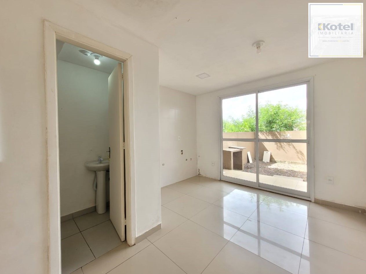 Casa 2 dormitórios, sendo 1 suíte/Hípica Boulevard