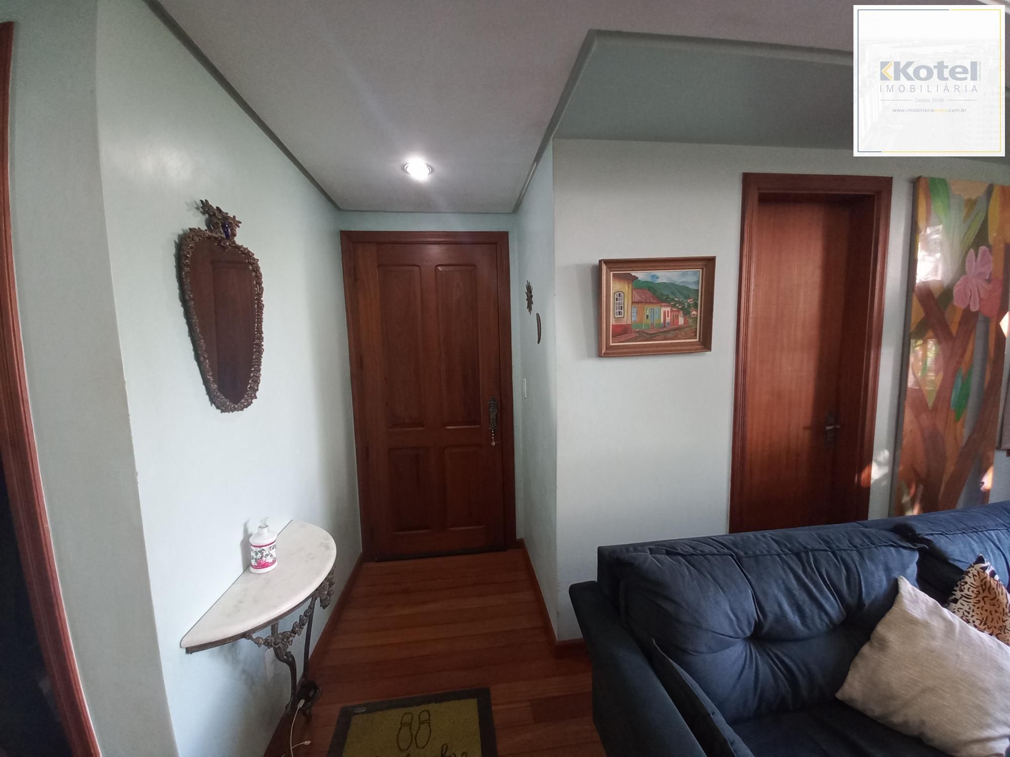 Hall Entrada