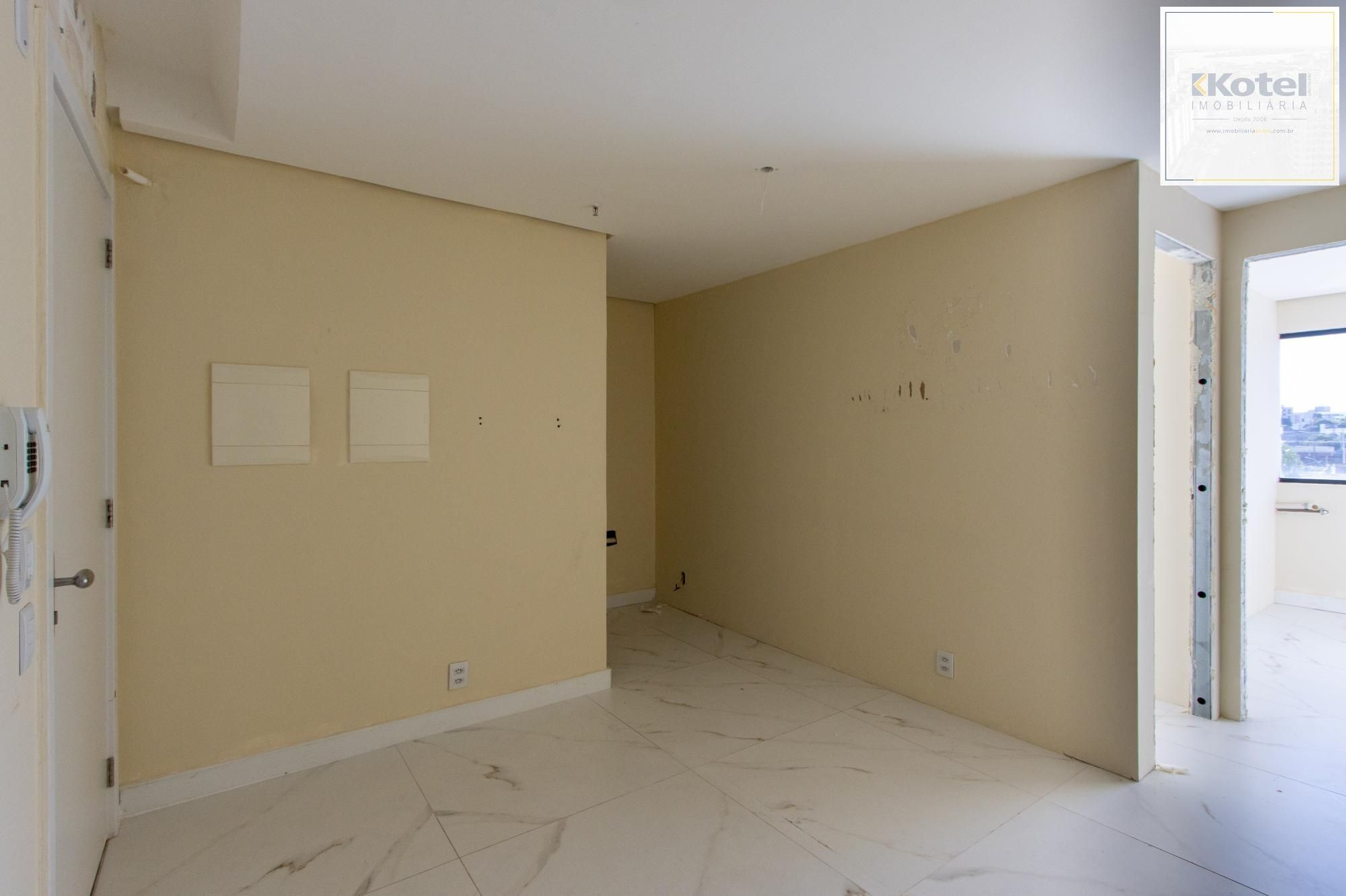 Sala comercial à venda no Bairro Cristal, com 37m² de área privativa, 1 vaga