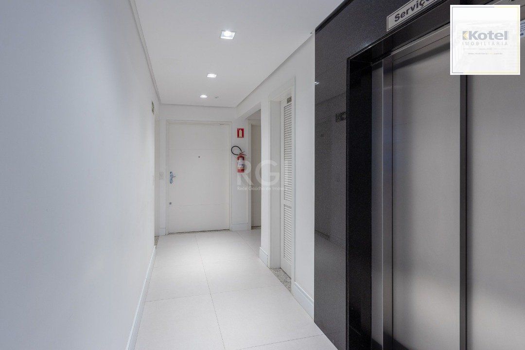 **Apartamento de 3 Quartos com 2 Suítes e 2 Vagas de Garagem na Tristeza, Porto Alegre, RS** — foto 2