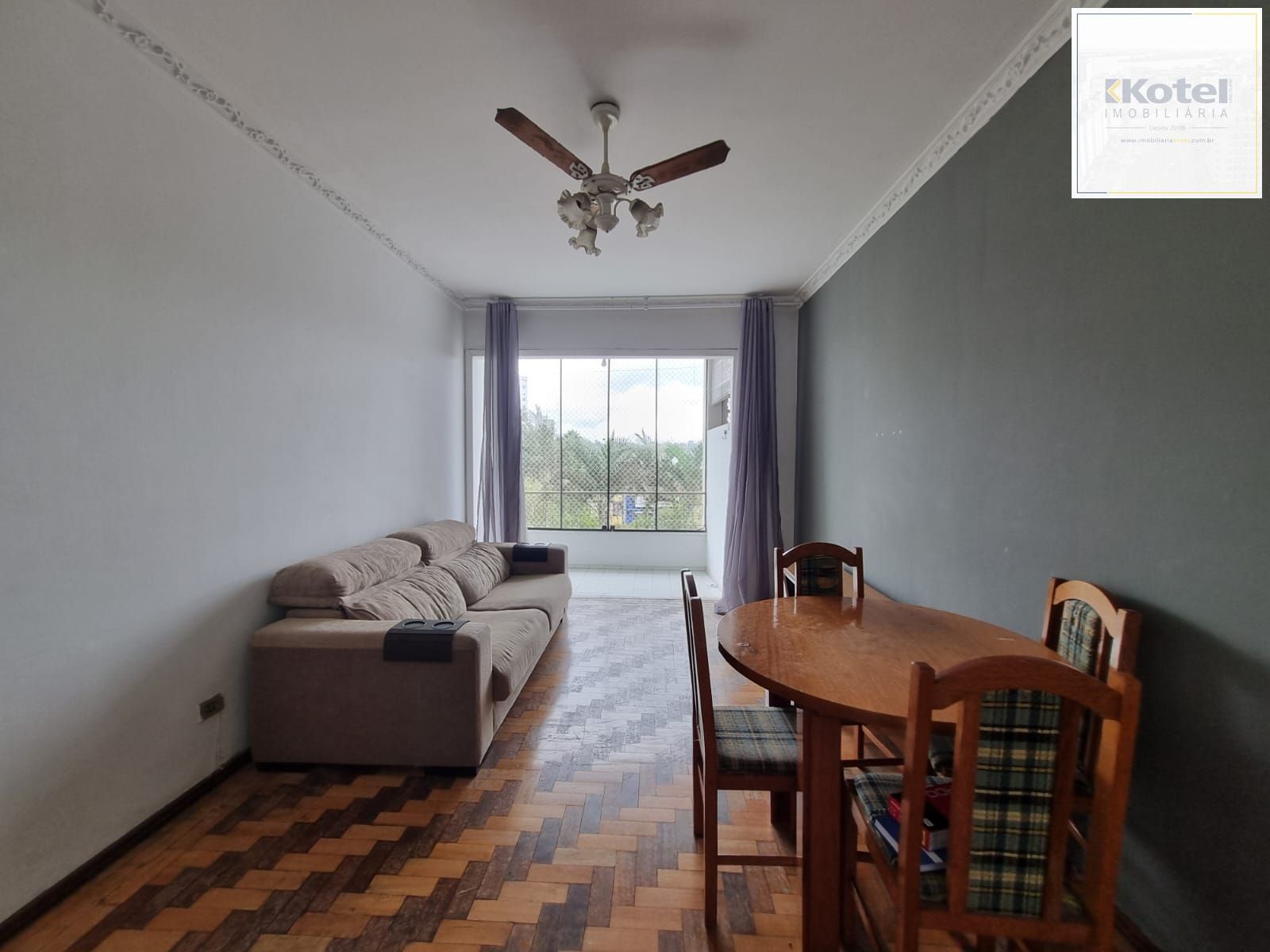 Apartamento de 3 dormitórios para venda no Bairro Azenha — foto 2