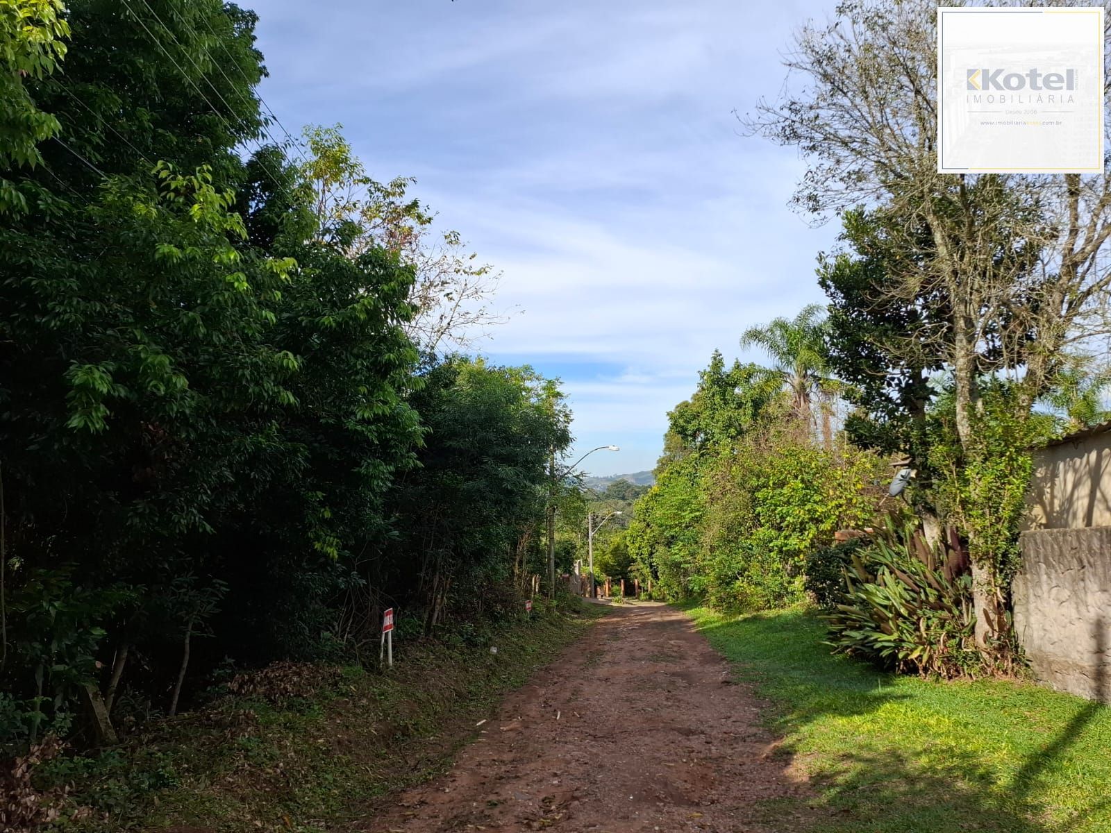 Terreno a venda medindo 20 de frente por 71,59 de extenção. - Av Costa Gama. — foto 2