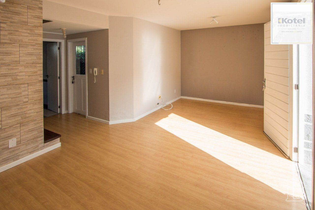 Excelente casa em condomínio fechado -Bairro Cristal — foto 5