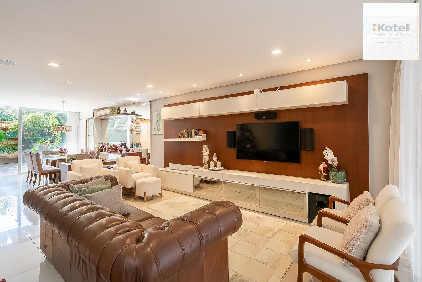 Casa em Condomínio com 4 quartos e 275m² à venda em Sarandi, Porto Alegre. — foto 3