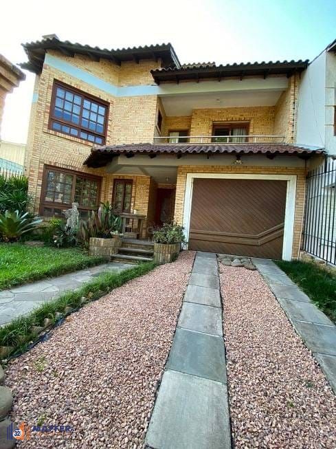 Casa, 3 quartos, 205 m² - Foto 1