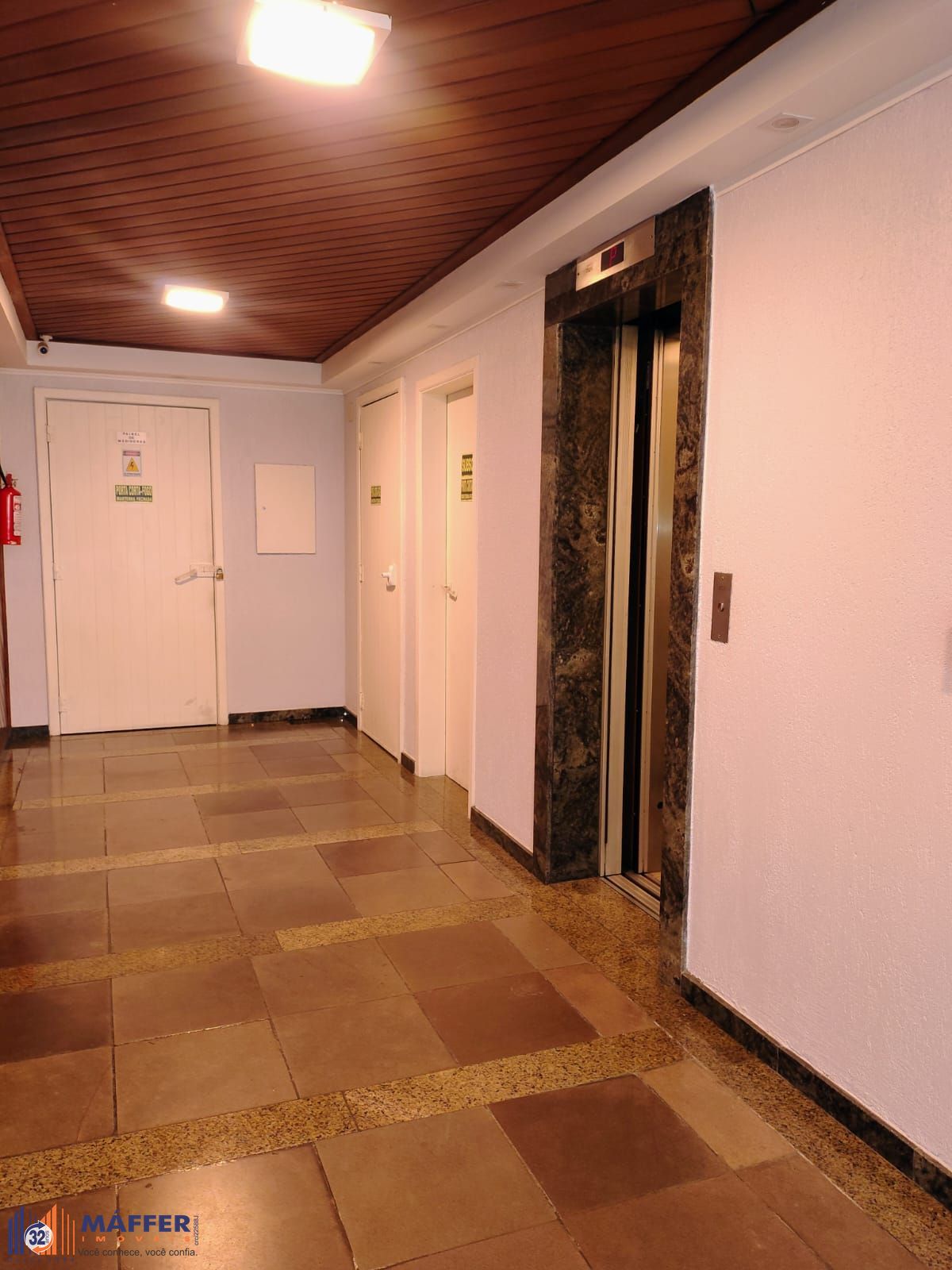 Sala Comercial, 2 salas, à venda, 50 m², Petrópolis - Porto Alegre — foto 2
