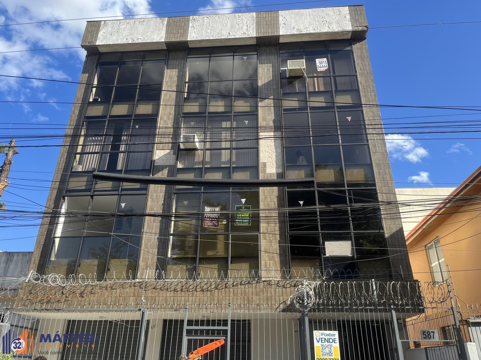 4 salas comerciais