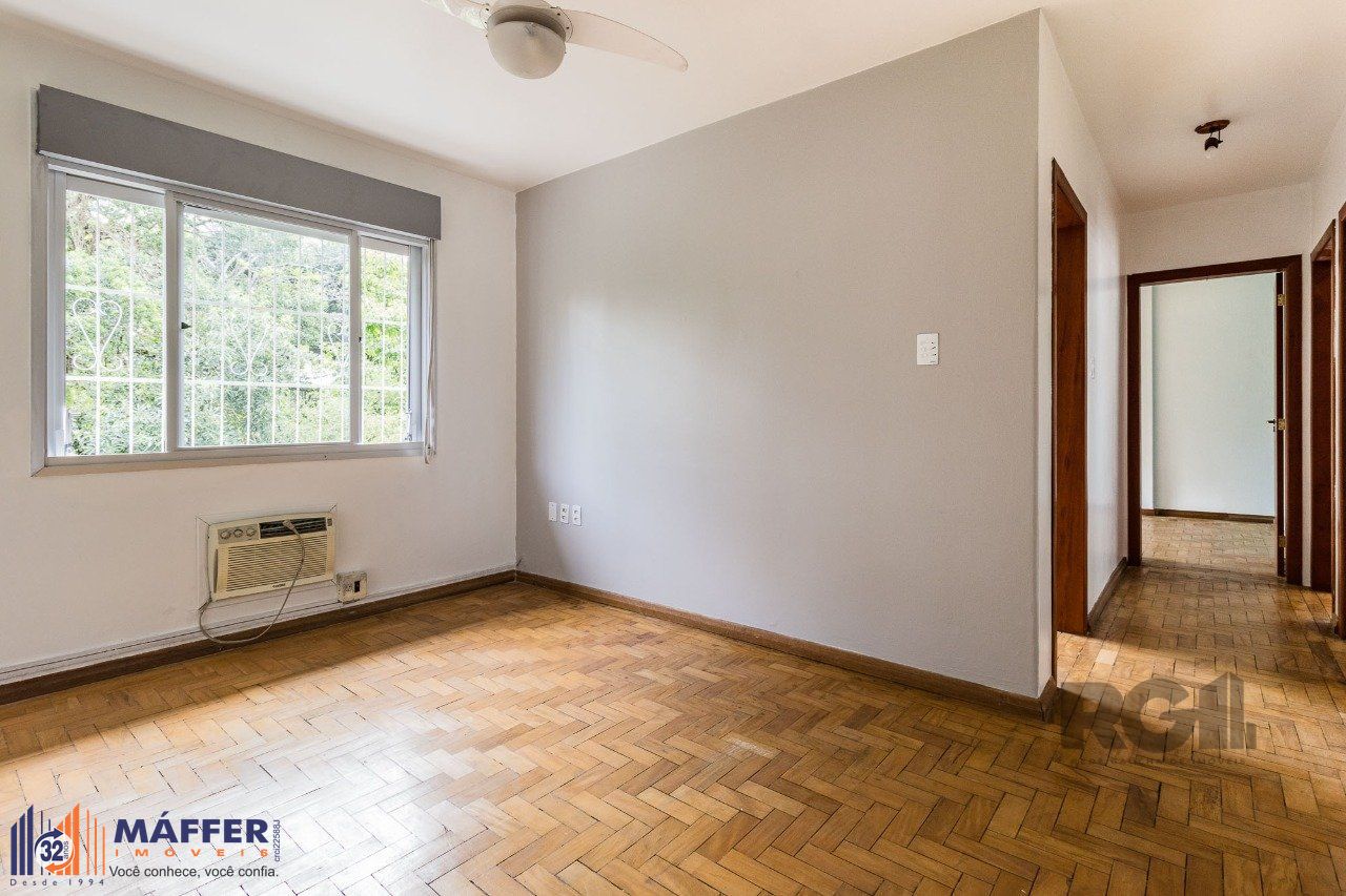 Vende Apartamento de 3 dormitórios no Bairro Jardim Botânico - Porto Alegre!