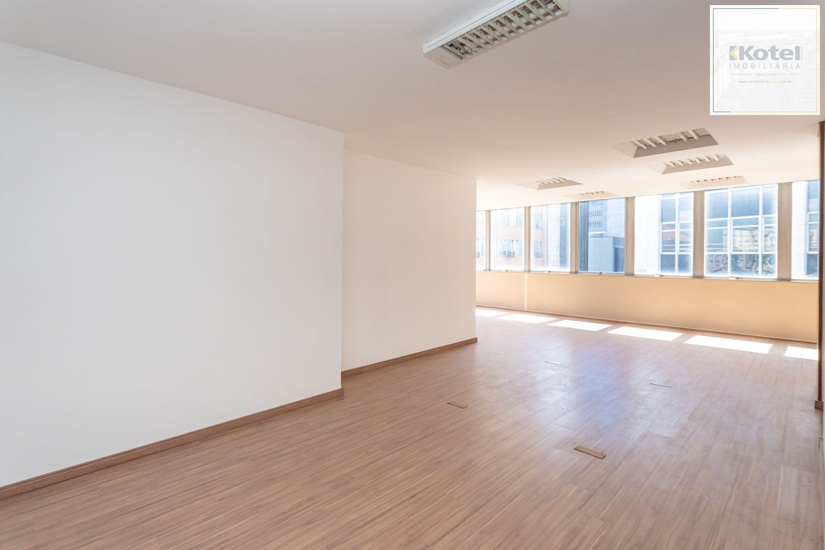 Sala Comercial 1 quartos à venda, 125m², Centro Histórico - Porto Alegre