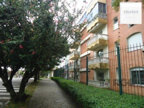 Apartamento de 2 dormitórios no bairro Teresópolis térreo com pátio DESOCUPADO