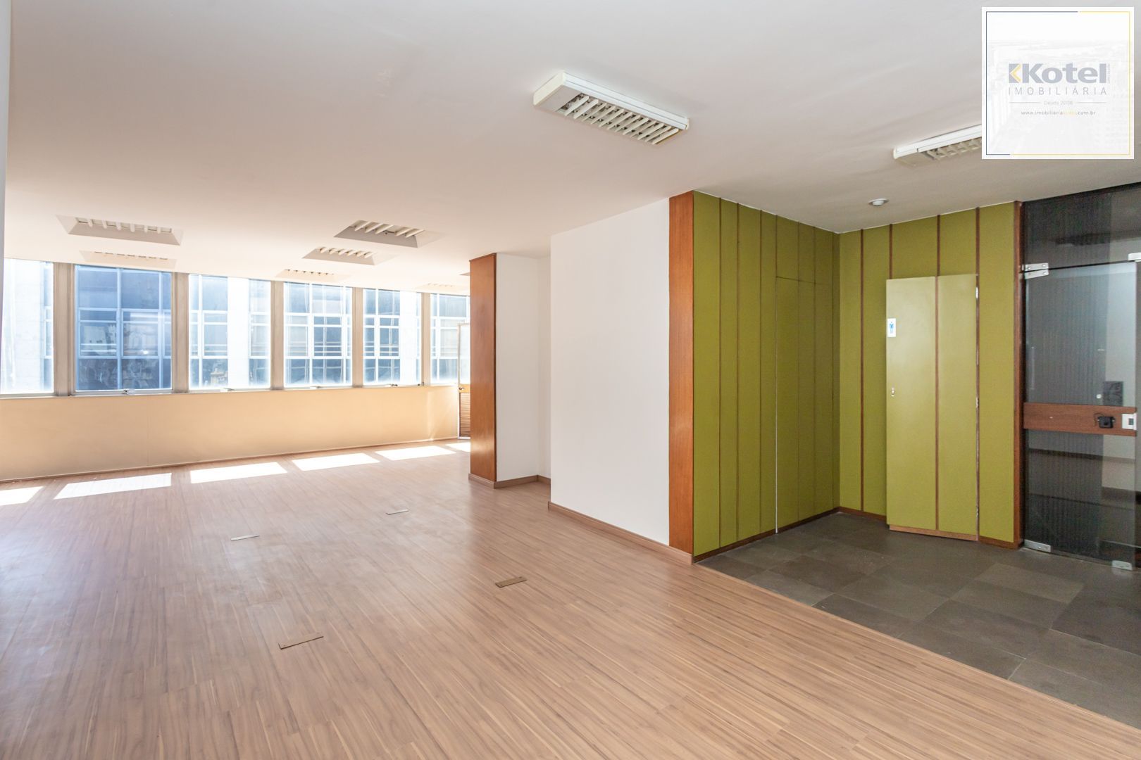 Sala Comercial 1 quartos à venda, 125m², Centro Histórico - Porto Alegre