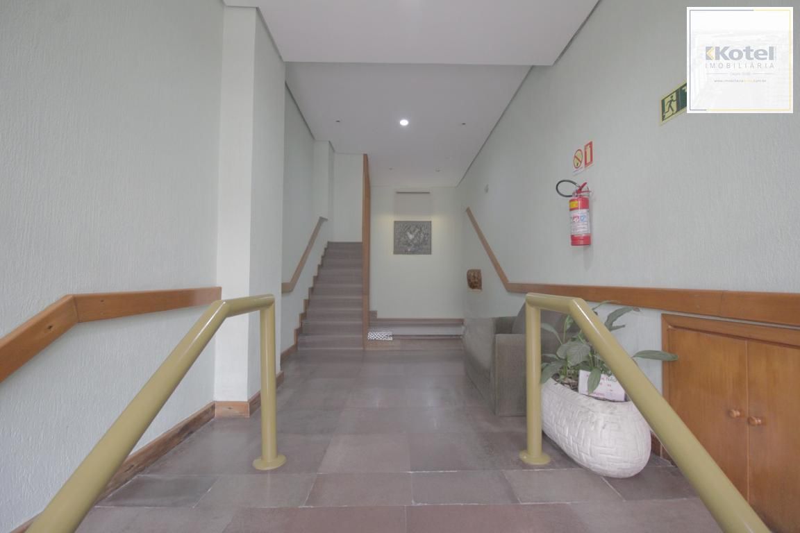 Apartamento 2 dormitórios com dependência 70m2 Moinhos de Vento Av. Cristóvão — foto 4