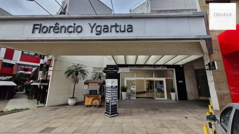 Loja térrea na Galeria Dr. Florêncio Ygartua - Bairro Moinhos de Vento