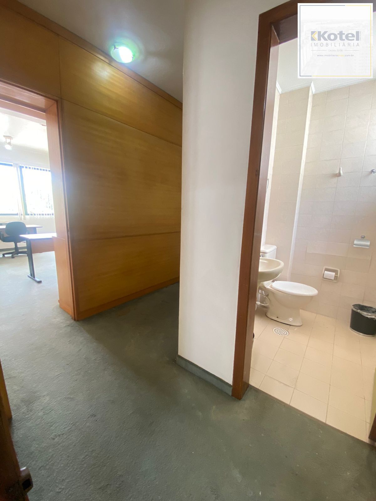 Sala Comercial à Venda na Avenida Teresópolis – Excelente Oportunidade