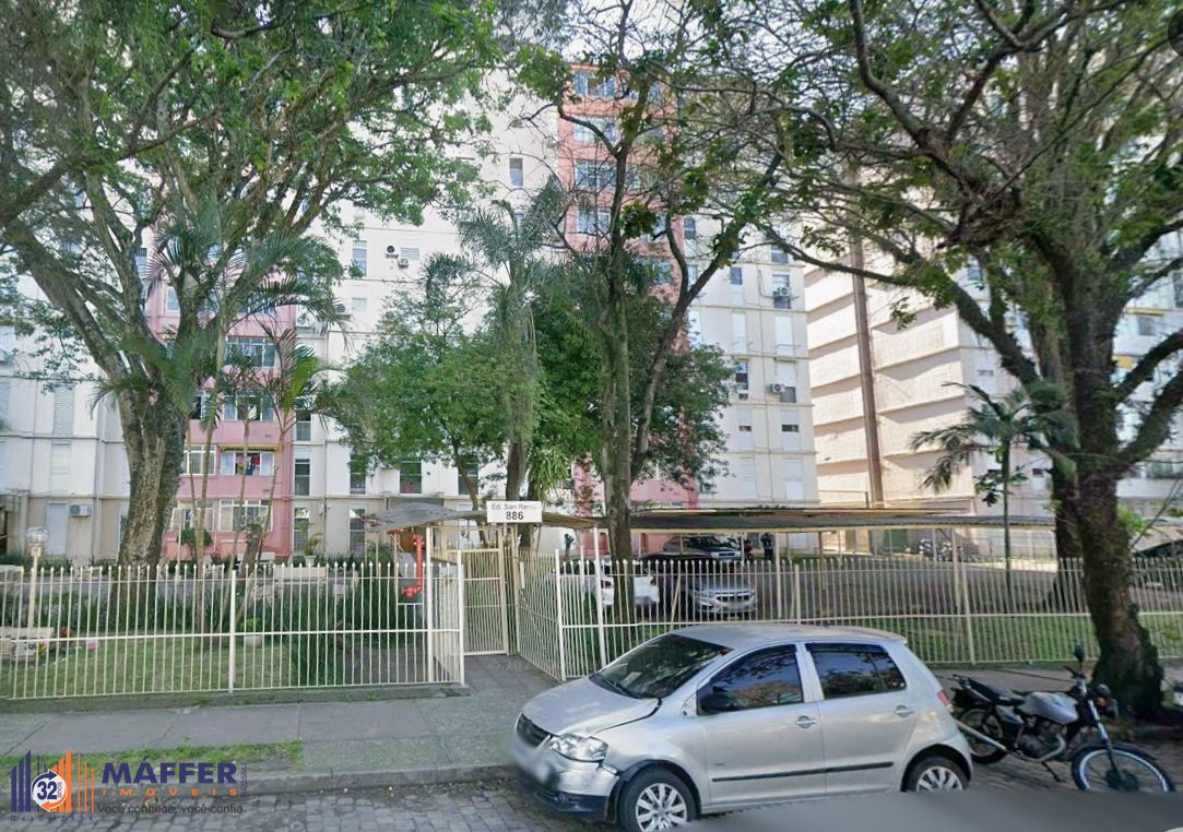 Apartamento no Humaitá de 2 dormitórios semi mobiliado