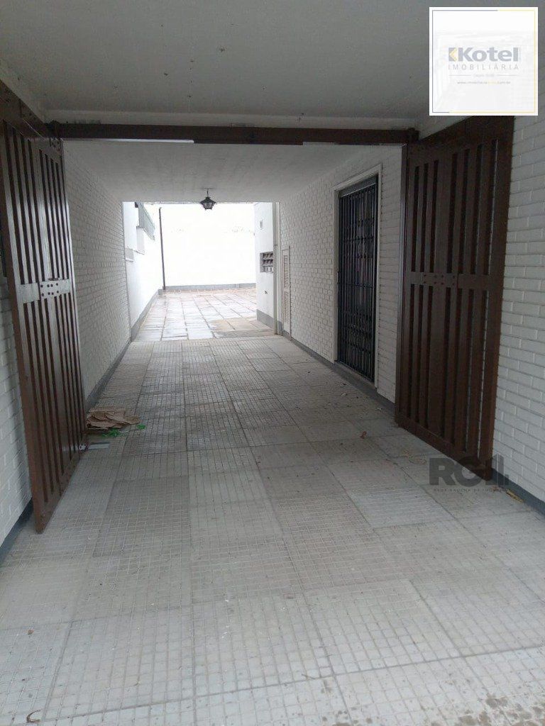 Sobrado no bairro Higienópolis de 3 dormitórios e 3 vagas — foto 5