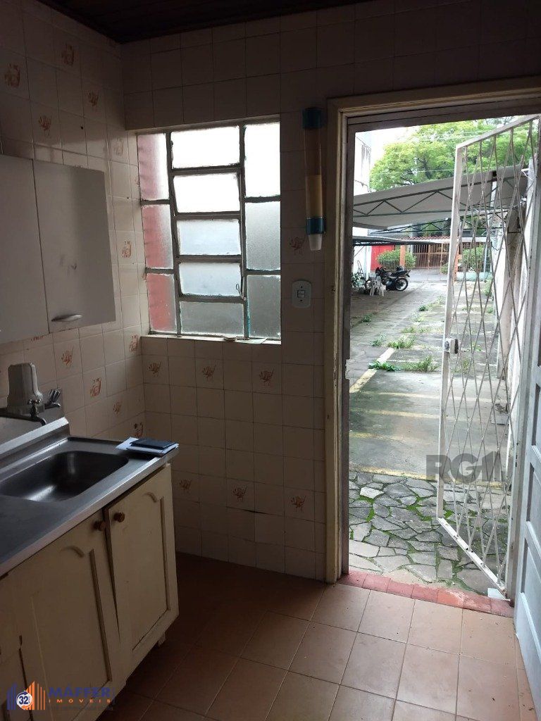 Terreno Comercial, 1 sala, à venda, Floresta - Porto Alegre — foto 2