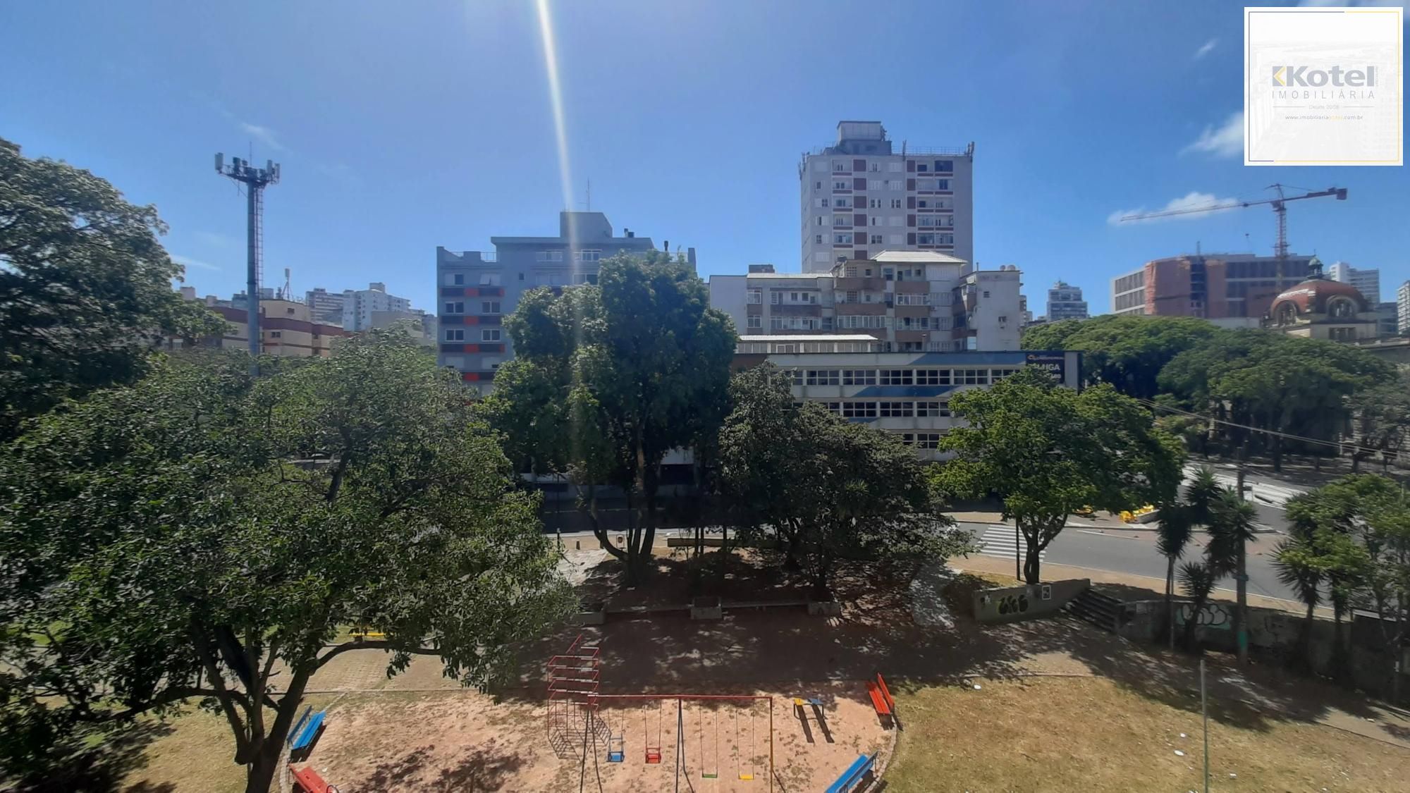 Apartamento de 1 Dormitório no Bairro Centro Histórico