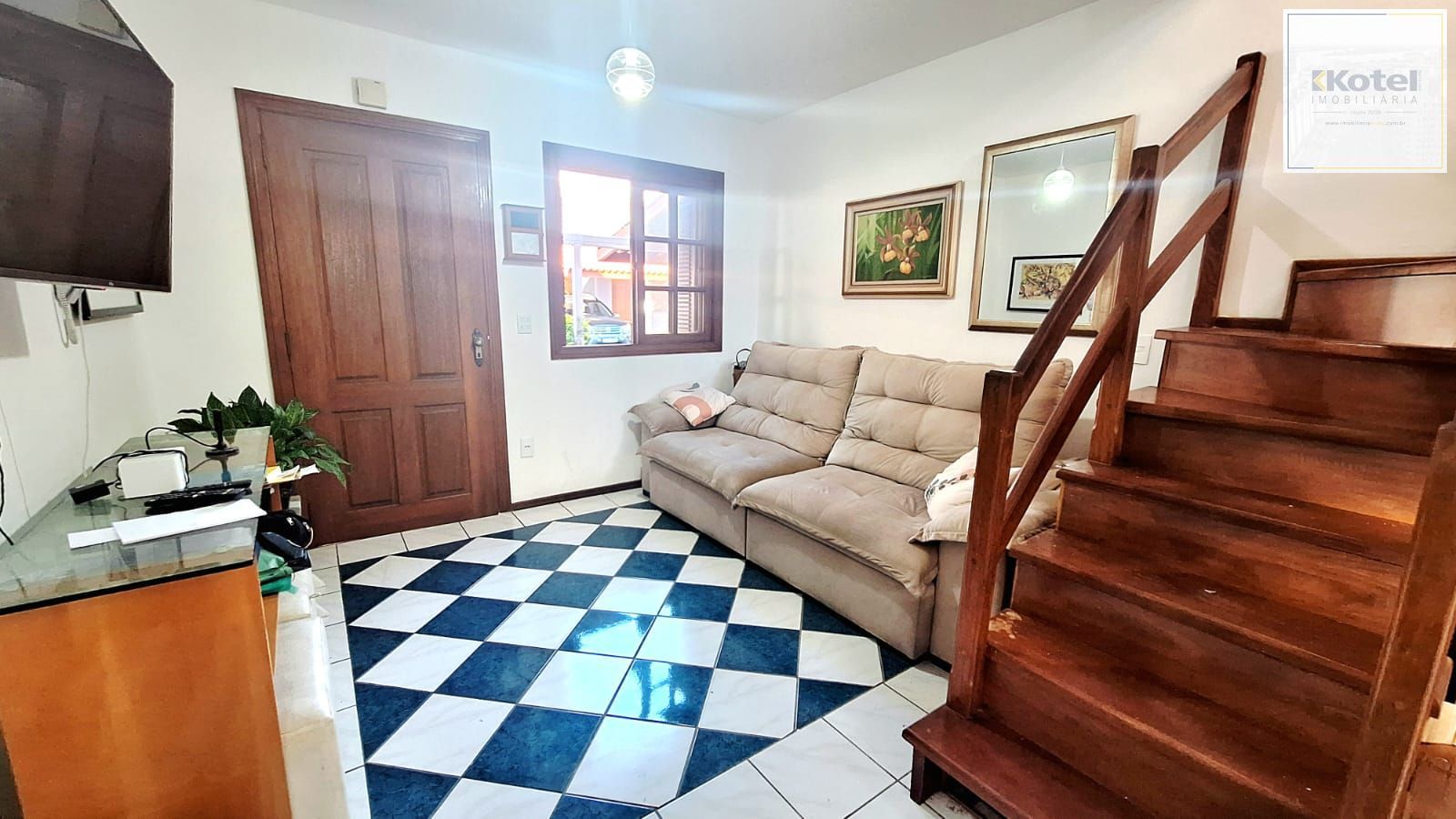 Sobrado com 2 dormitórios, 1 vaga, na Av. Otto Niemeyer, bairro Camaquã, Poa, RS — foto 2