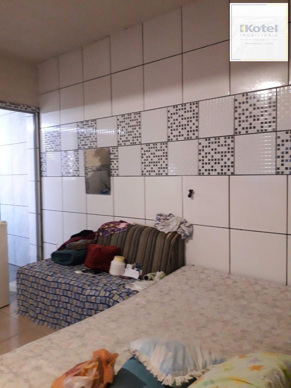 Terreno com 2 casas de Alvenaria — foto 3