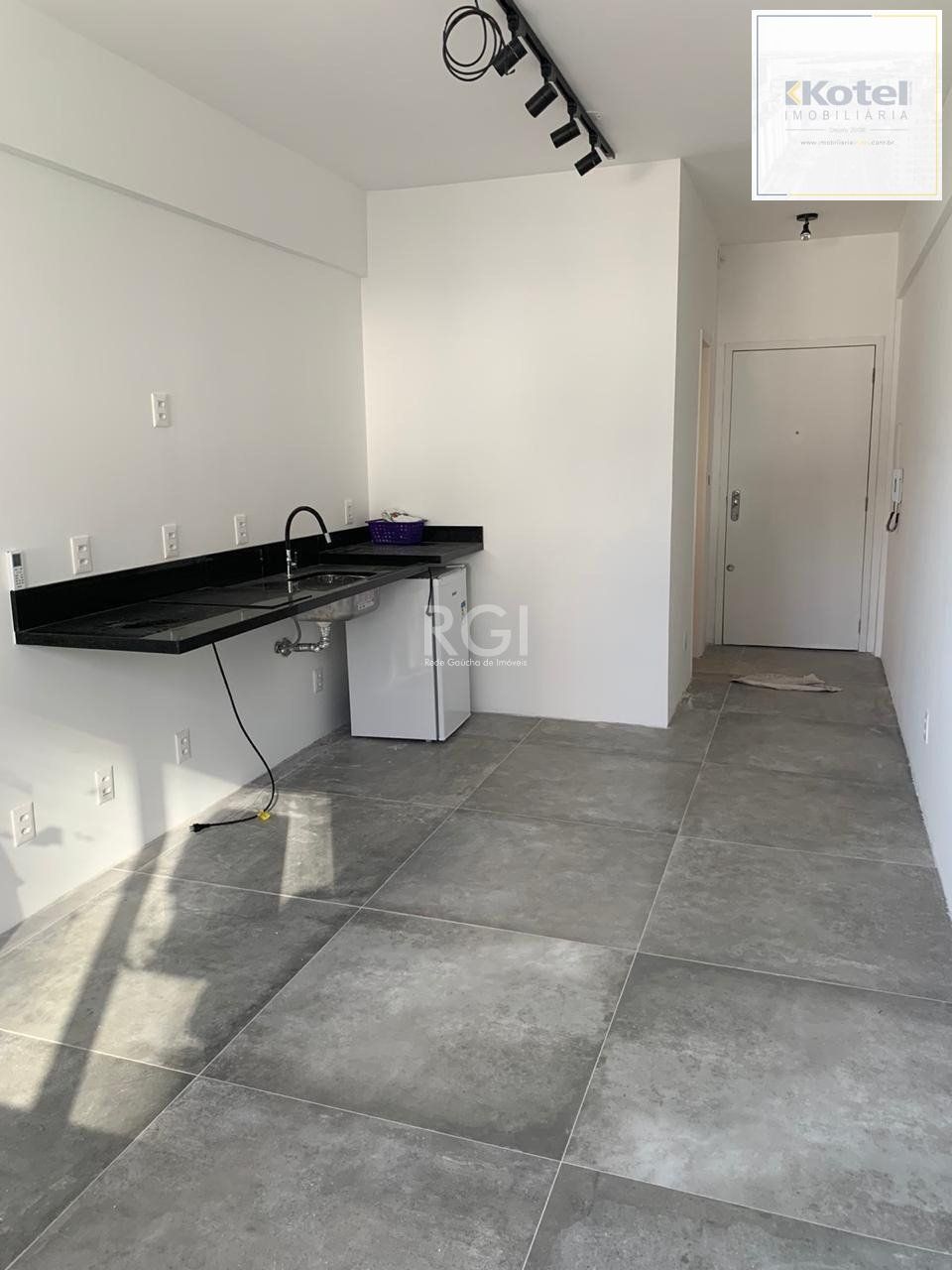 Sala Comercial à venda, 25m², Bom Fim - Porto Alegre — foto 3