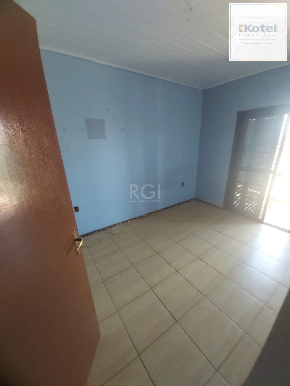 Casa no bairro Hípica - 3 dormitórios — foto 3
