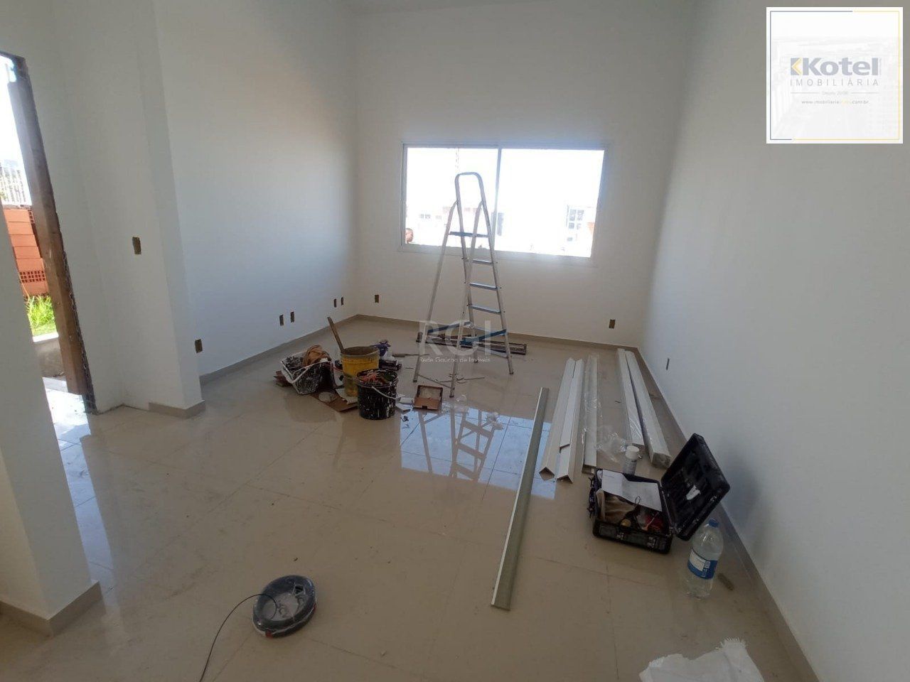 Casa no bairro Aberta dos Morros - 3 dormitórios — foto 5